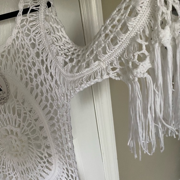 💙🤍Coverup💙🤍 - Picture 3 of 4